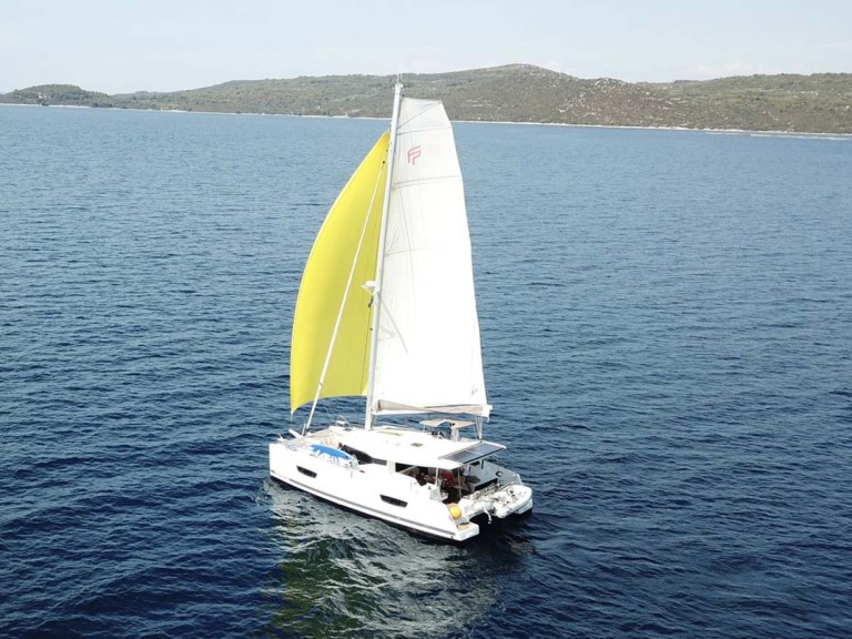 Yacht charter Pula cheap Lucia 40