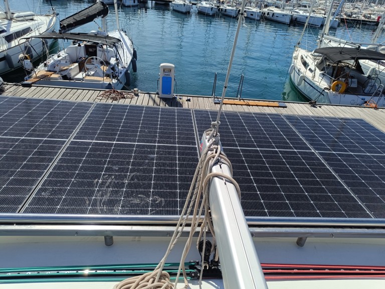 Bareboat Rental Catamaran Lagoon with a boat licence