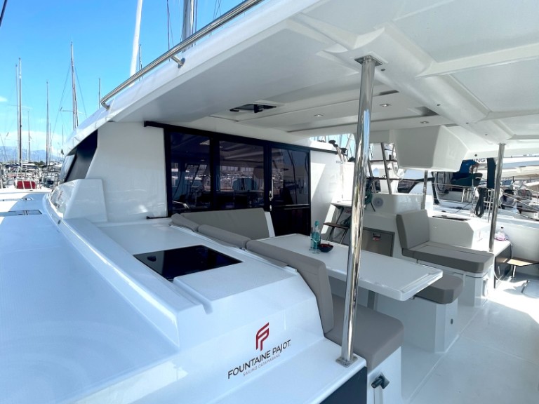 Catamaran rental with or without captain Fountaine Pajot Kaštela