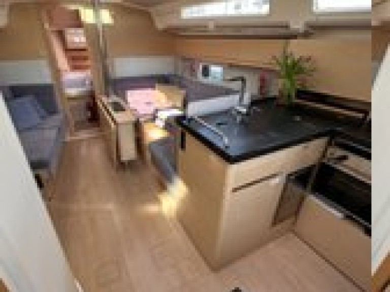 Sailboat rental with or without captain Hanse Seget Donji