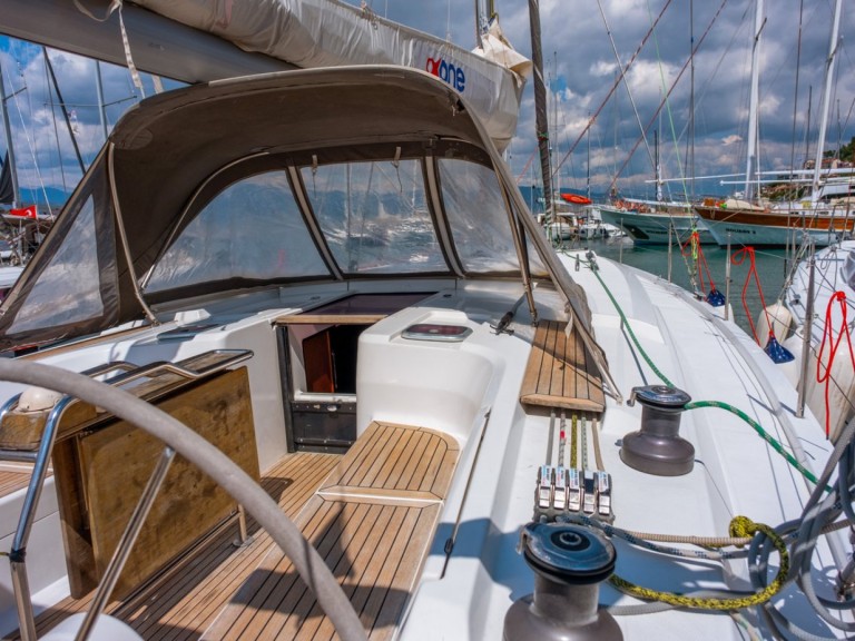 Sailboat rental in Fethiye - Hanse Hanse 445