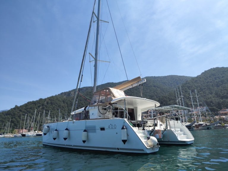 Bareboat Rental Catamaran Lagoon with a boat licence