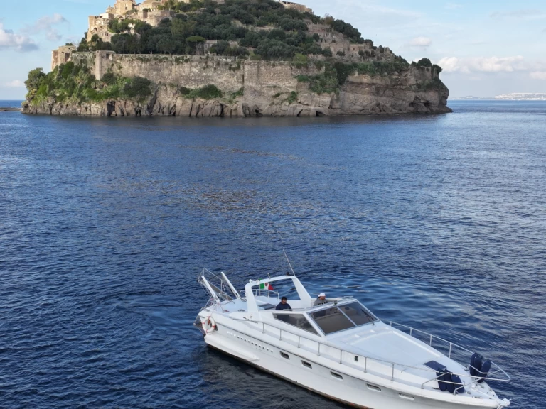Motorboat for rent Ischia at the best price