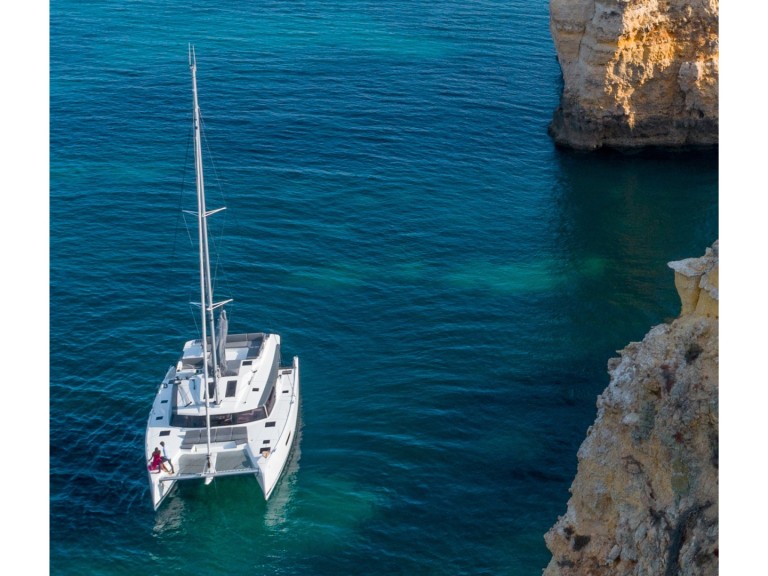 Boat rental Fountaine Pajot Elba 45 in Pula on Samboat