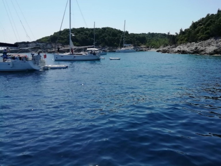 Boat rental Jeanneau Sun Odyssey 39 DS in Pálairos on Samboat