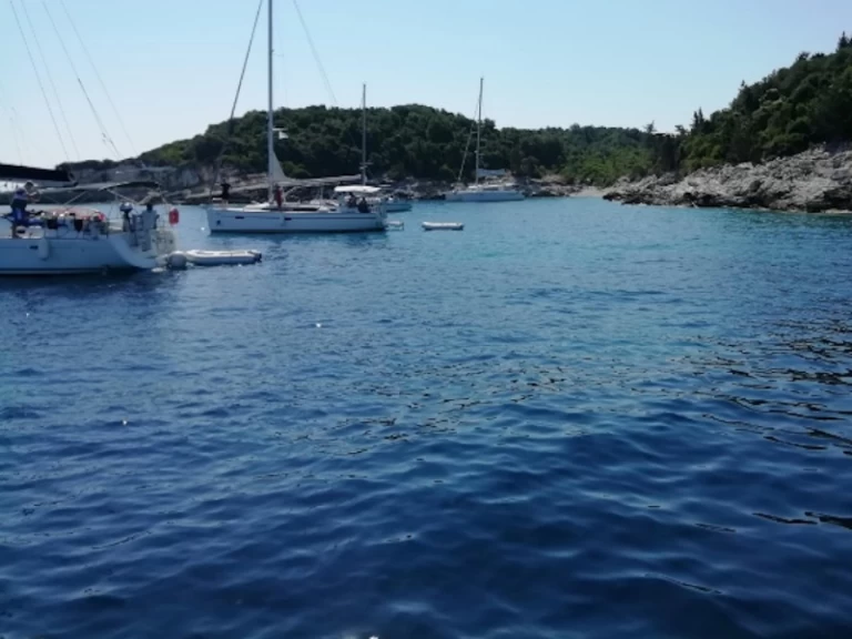 Boat rental Jeanneau Sun Odyssey 39 DS in Pálairos on Samboat
