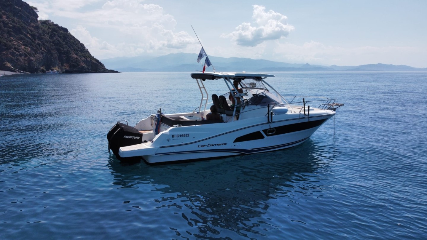 Rent a Motorboat Jeanneau Cap Camarat 9.0 WA in Bastia | SamBoat
