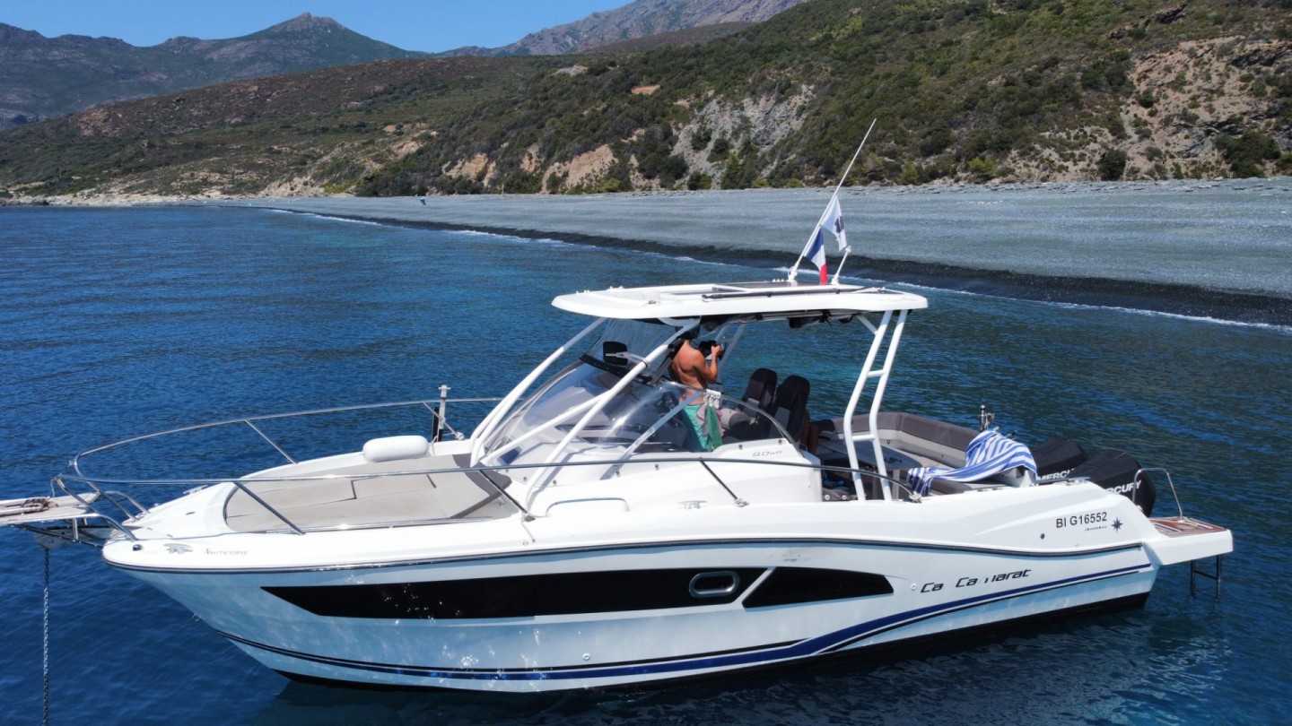Rent a Motorboat Jeanneau Cap Camarat 9.0 WA in Bastia | SamBoat