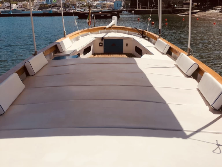 Bareboat Rental Motorboat Scipione with a boat licence