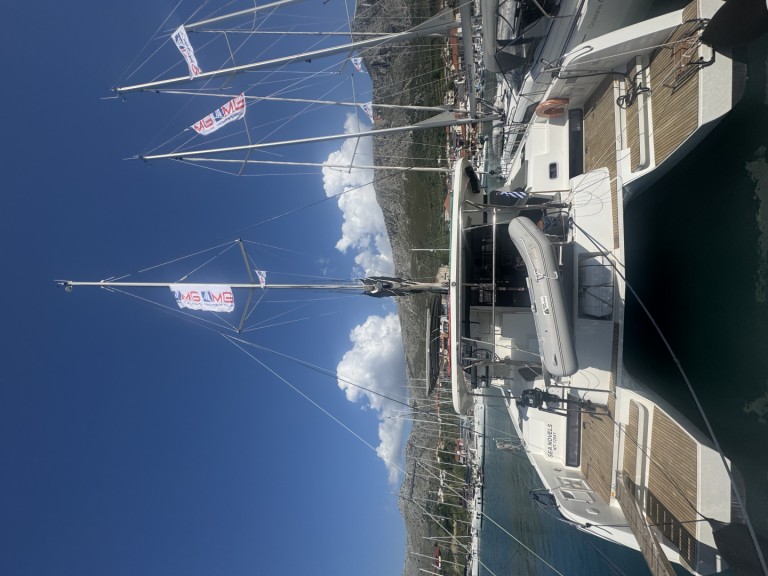 Boat rental Lagoon Lagoon 42 in Pálairos on Samboat