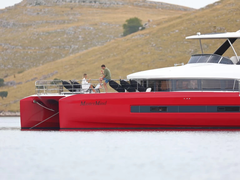 Rent a Lagoon Lagoon Sixty 7 Split