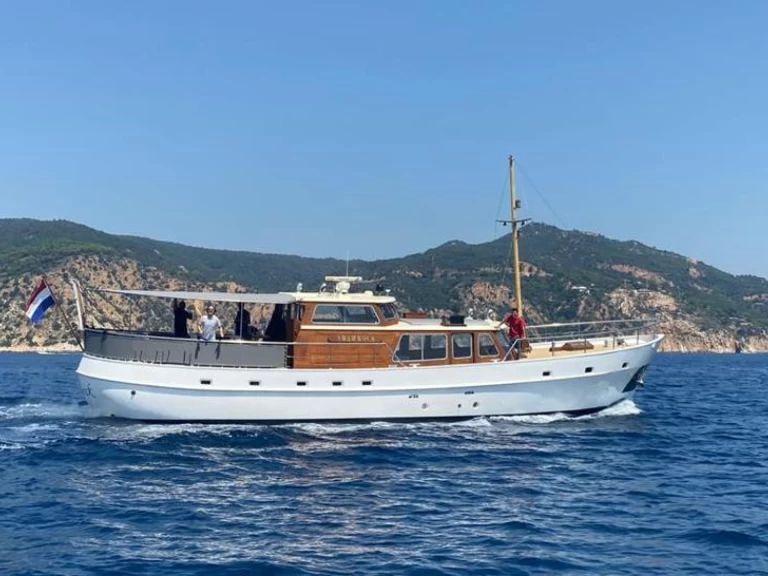 Boat rental Kok Vinkeveen 1830 in Barcelona on Samboat