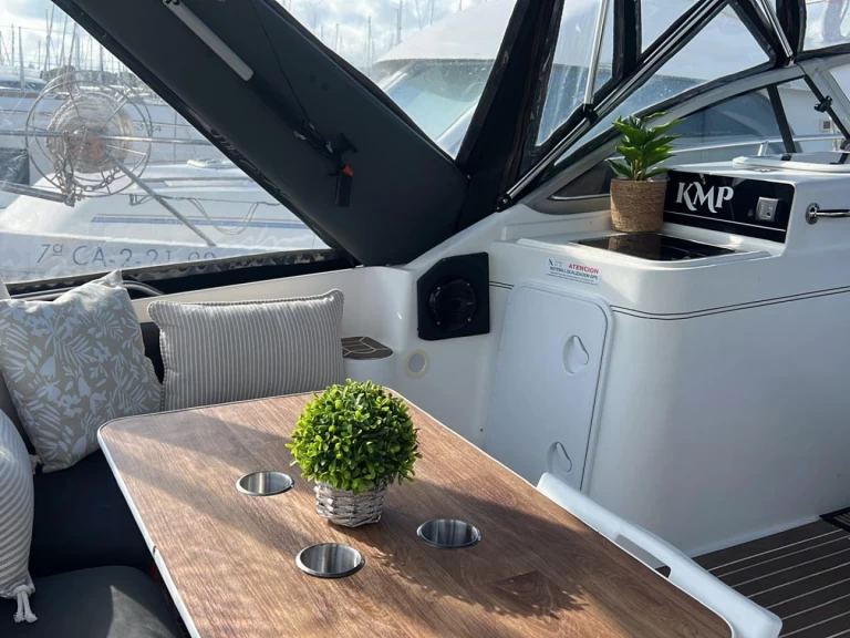 Motorboat rental in Puerto Sherry - Larson Larson 300