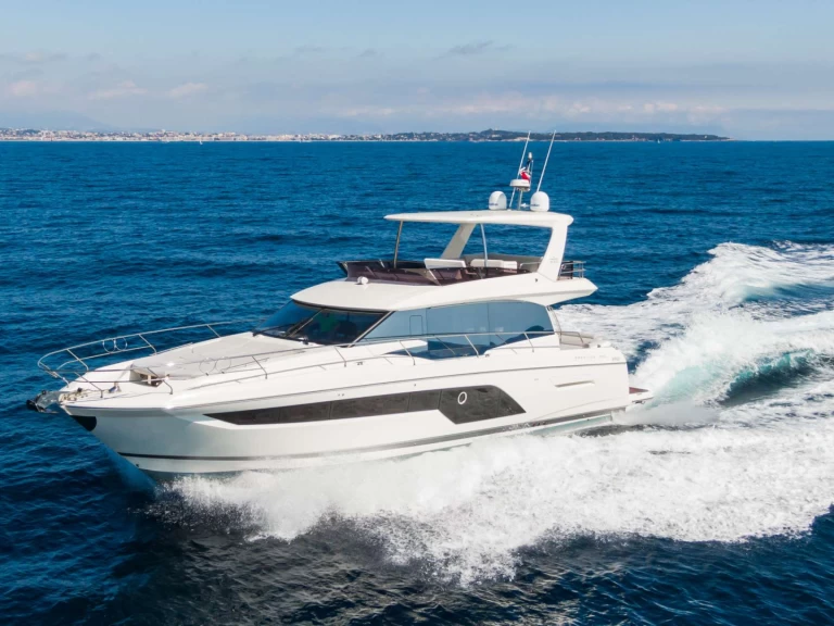 Bareboat Rental Luxury Yacht Jeanneau with a boat licence