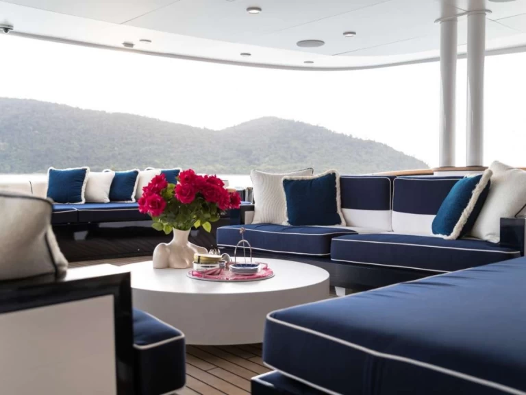 Luxury Yacht rental in Fiji Islands - Baglietto MISCHIEF