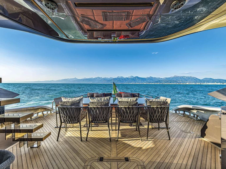 Rent a Ab Yachts G FIVE Italy