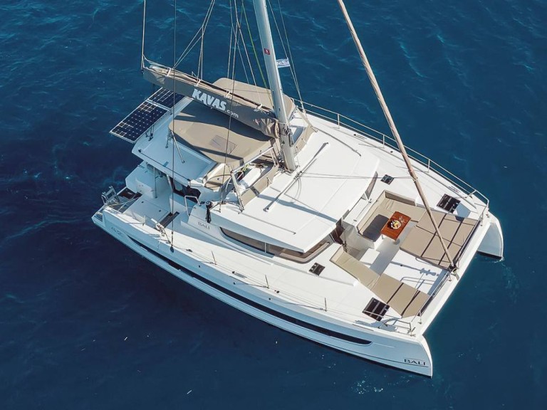 Catamaran rental with or without captain Bali Alimos