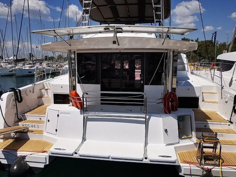 Yacht charter Alimos cheap Bali 4.4