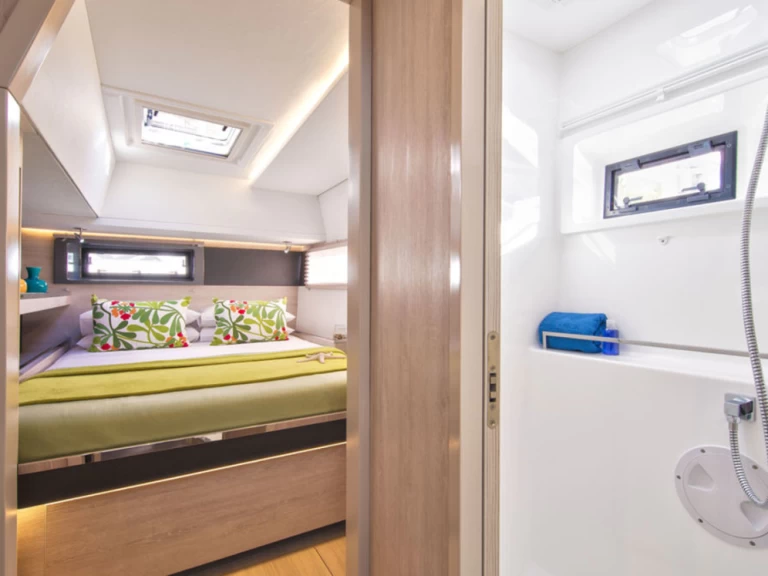 Catamaran rental with or without captain Leopard Catamarans / Robertson & Caine Belize City