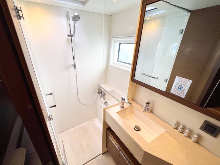 Rent a Lagoon Lagoon 46 Tikehau