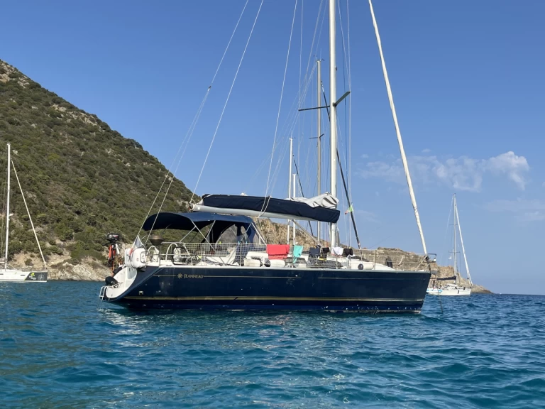 Yacht charter Menton cheap Sun Odyssey 40