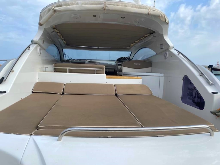 Motorboat for rent Santa Maria di Leuca at the best price