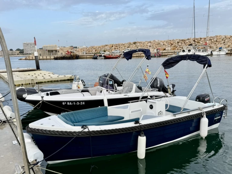 Silver Yatch 495 in l'Escala on SamBoat