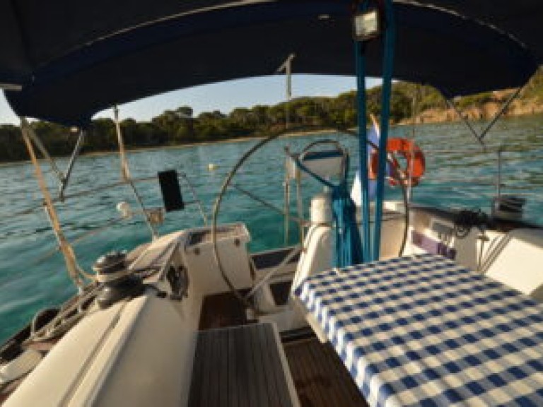 Sailboat rental with or without captain Dufour Toulon