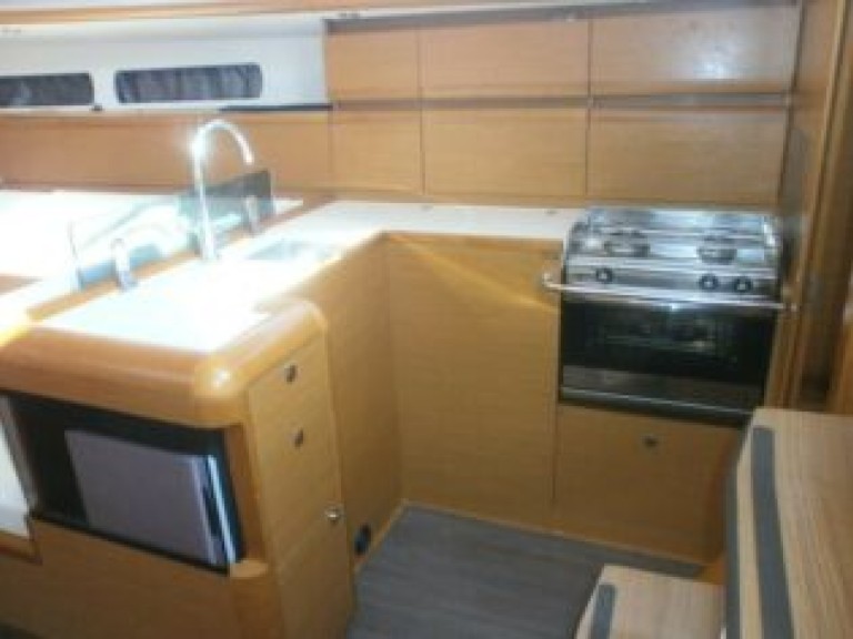 Bareboat Rental Sailboat Jeanneau with a boat licence