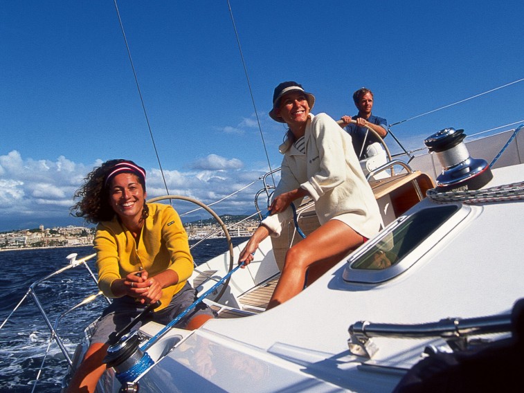 Boat rental Jeanneau Sun Odyssey 45 in Toulon on Samboat