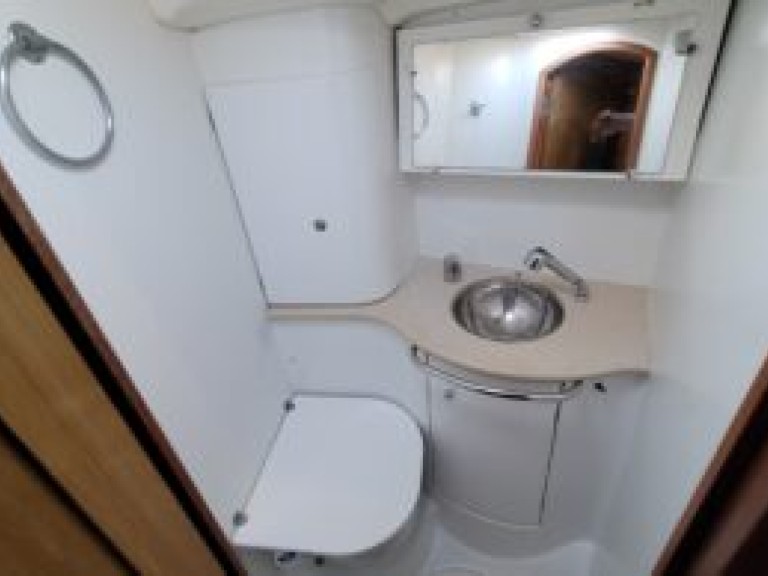 Sailboat rental in Toulon - Jeanneau Sun Odyssey 49