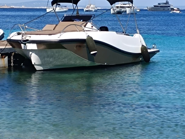 Boat rental V2 BOATS 7.0 Sundeck in Portals Nous on Samboat