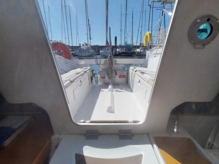 Rent a Bénéteau First 25 La Trinité-sur-Mer