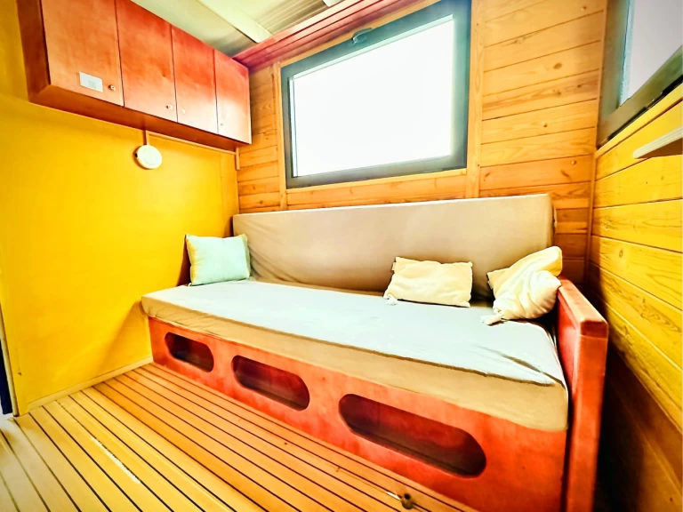 Houseboat for rent Buchholz at the best price