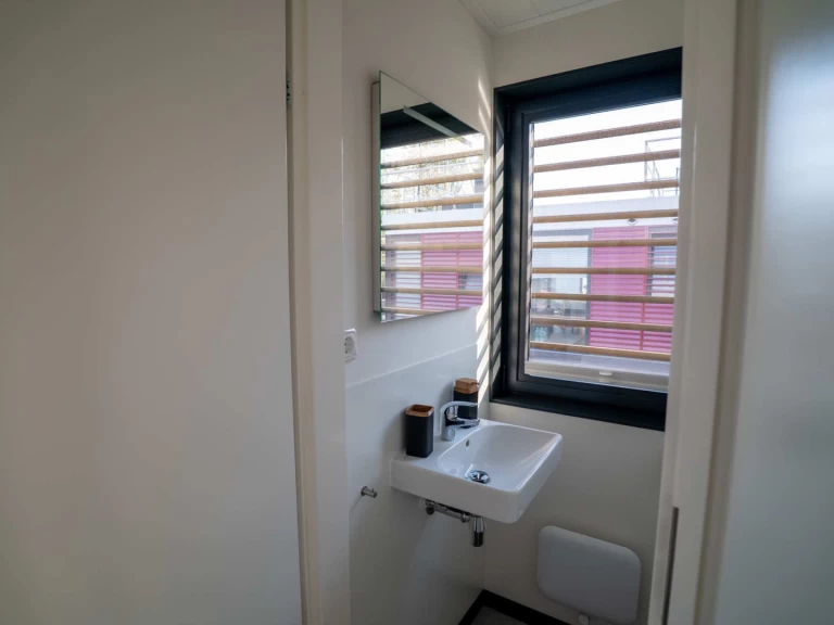 Houseboat for rent Höxter at the best price