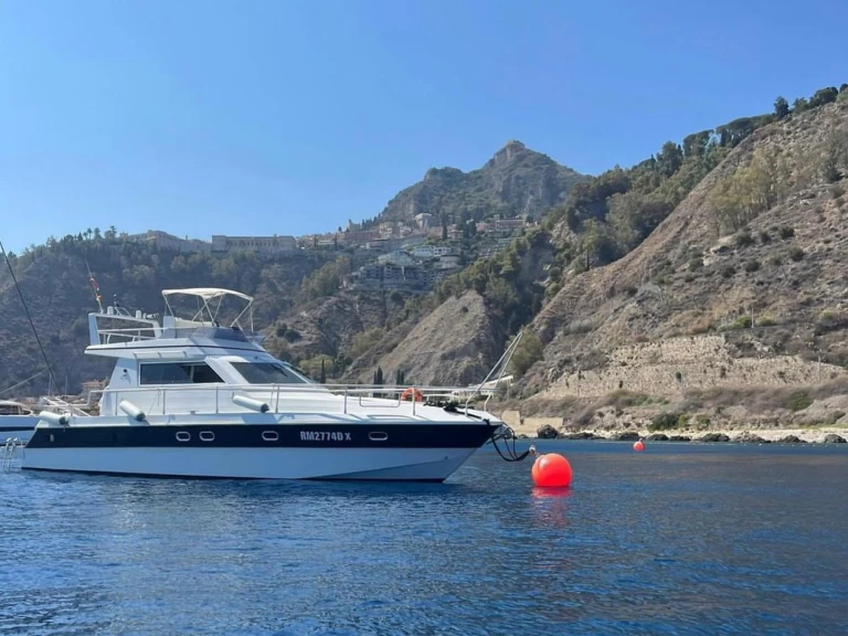 Yacht charter Catania cheap Clanship 42 FB