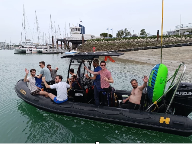 RIB rental in La Flotte - Humber destroyer