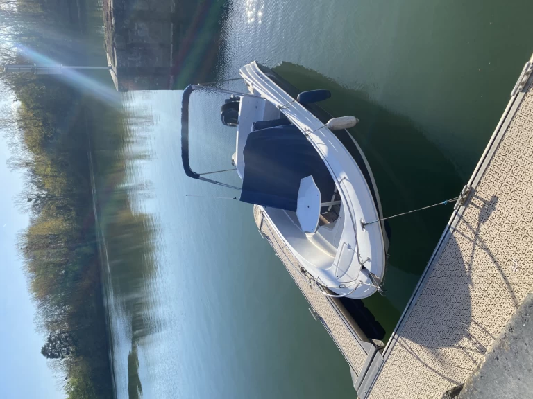 Boat rental Pacific Craft Pacific Craft 625 Open in Massieux on Samboat