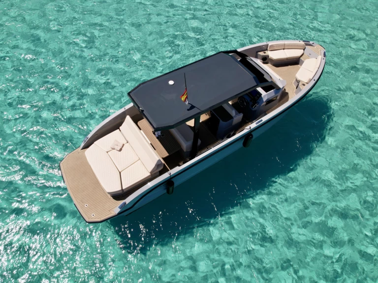 Motorboat rental with or without captain Rand Marina Ibiza