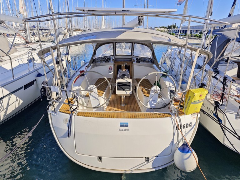 Rent a Bavaria Cruiser 37 Sukošan