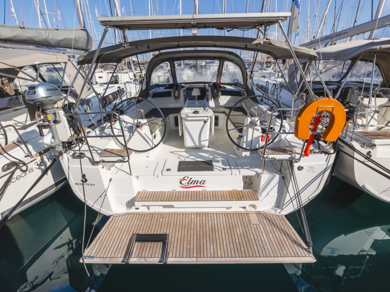 Yacht charter Lefkáda cheap Oceanis 40.1