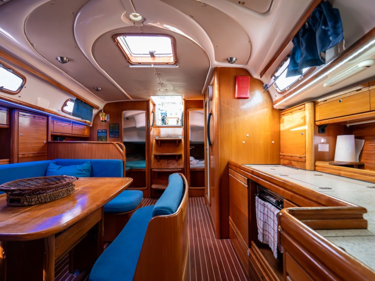 Sailboat for rent Kavála at the best price