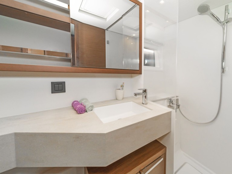 Lagoon Lagoon 46 in Deme of Volos on SamBoat