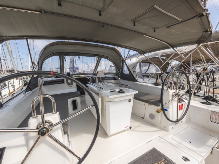 Bénéteau Oceanis 40.1 charter bareboat or captained in  Lefkáda