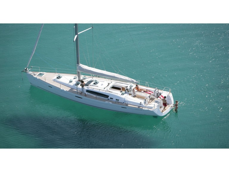 Sailboat for rent Alimos at the best price