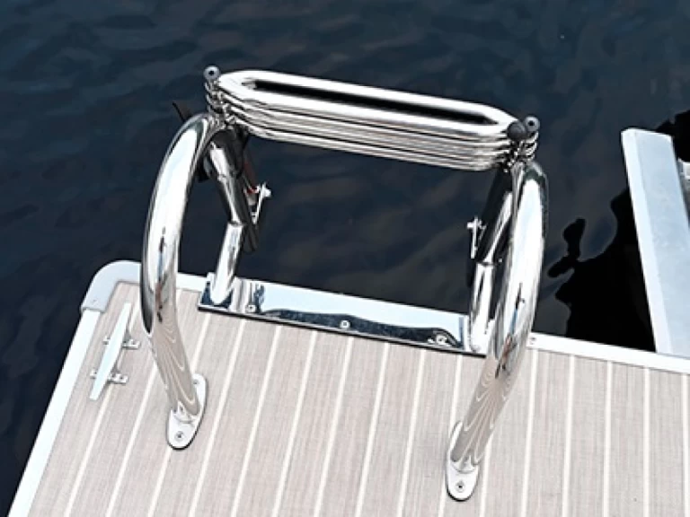 Gospel Qingdao in Golfe-Juan on SamBoat