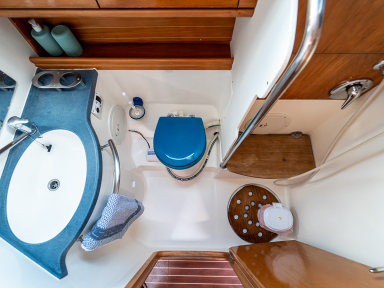 Yacht charter Kavála cheap Bavaria 39 Cruiser