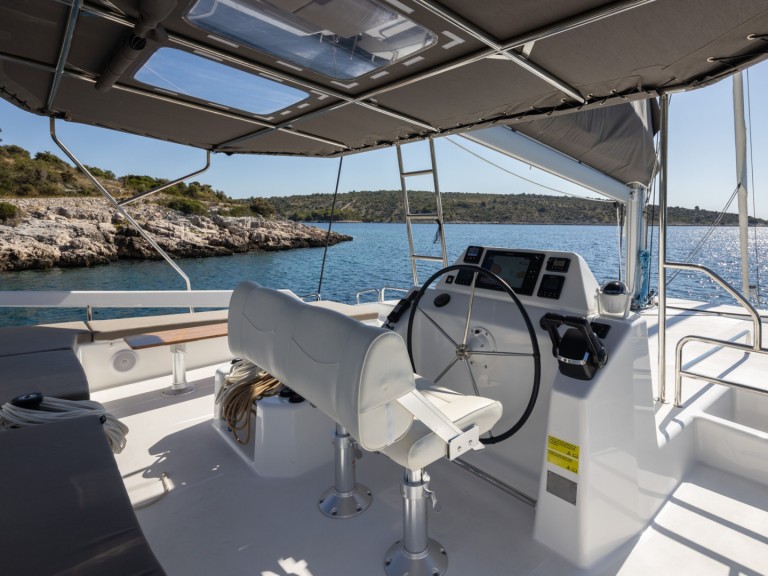 Catamaran rental in Palermo - Dufour Dufour 48