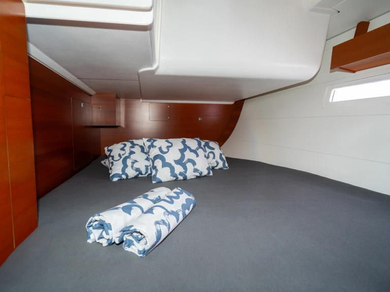 Boat rental Dufour Dufour 412 Grand Large in Pula on Samboat