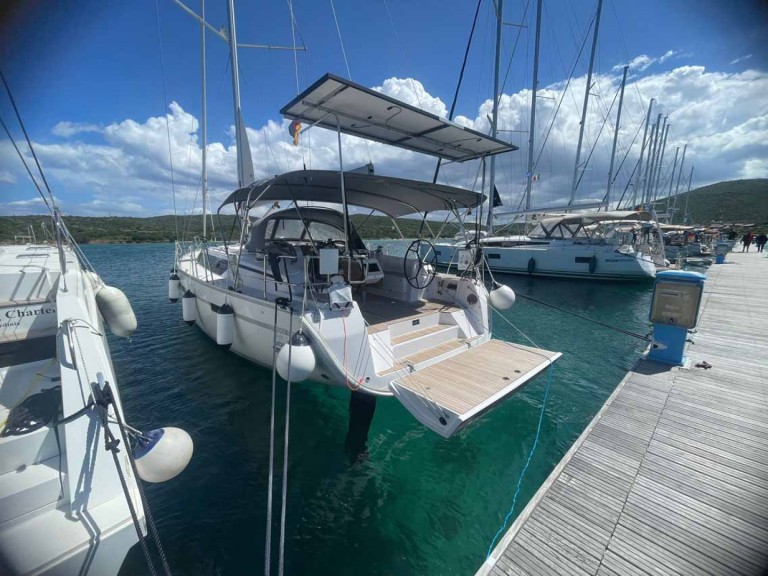 Sailboat for rent Golfo Aranci at the best price